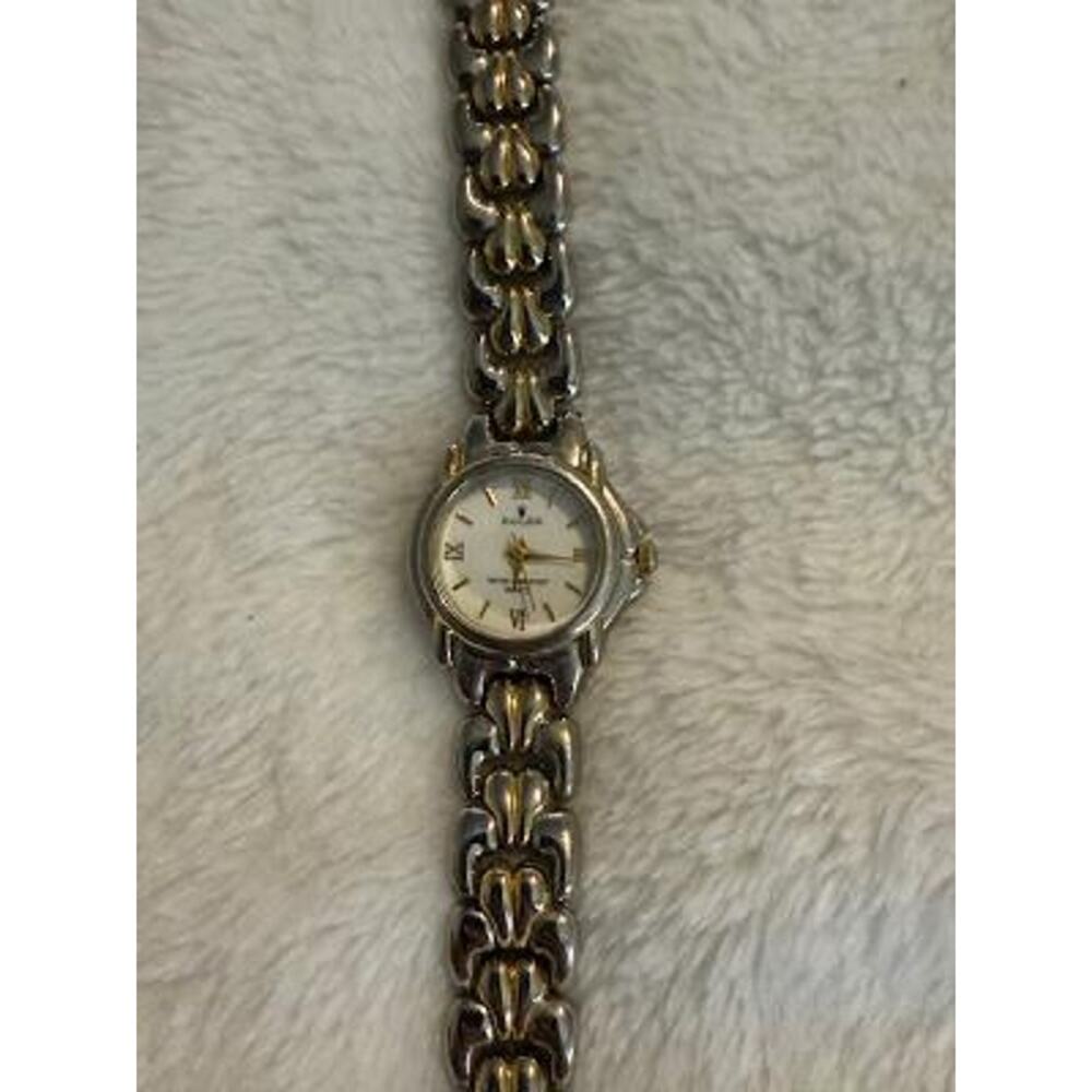 Two Toned Siver and Gold Vintage Watch